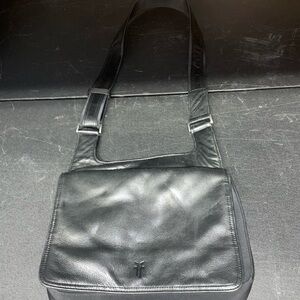 Frye Vintage Brown Leather Flap
Crossbody Messenger Bag